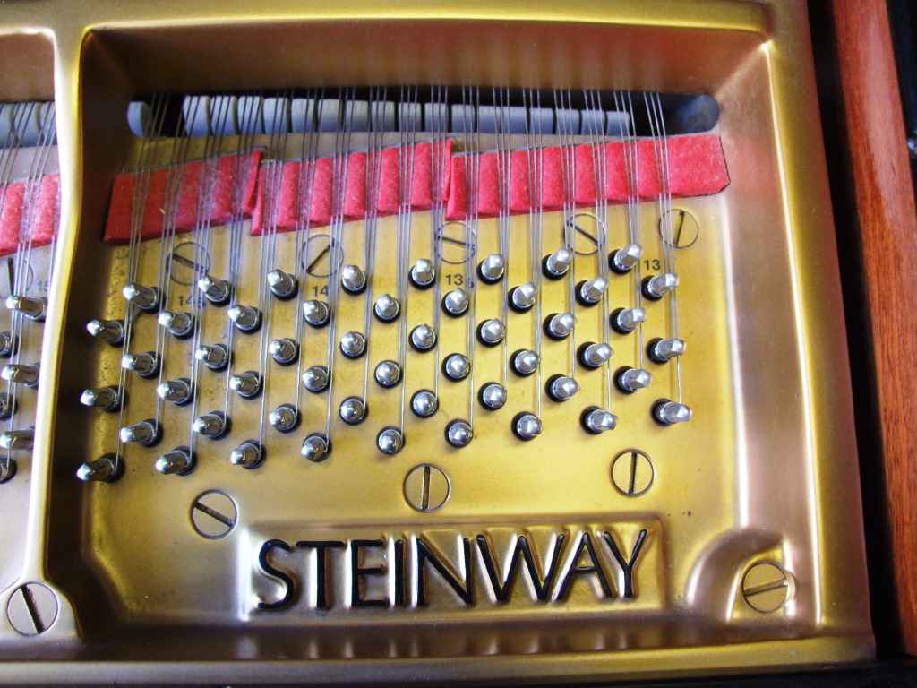 Steinway     Model M - dealers in Steinway grand pianos baby grand pianos, Fazioli, Bosendorfer, Bechstein, Bluthner, Yamaha